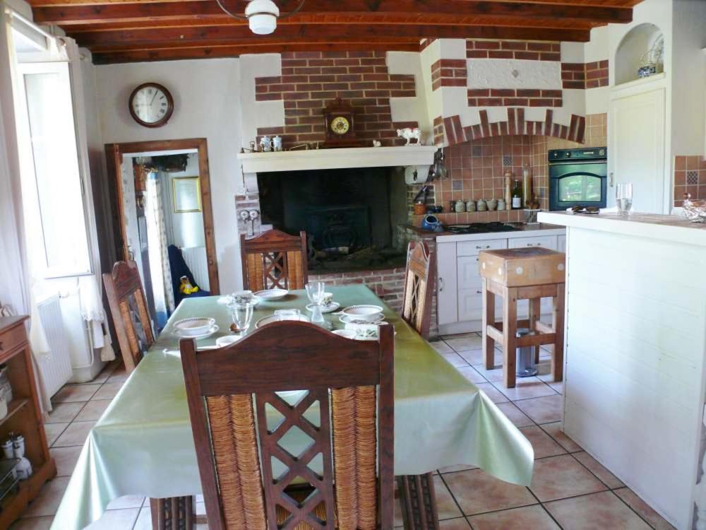 Papillons B&B - Beauty, Comfort And Peace 25 Mins From Puy Du Fou Montournais Экстерьер фото