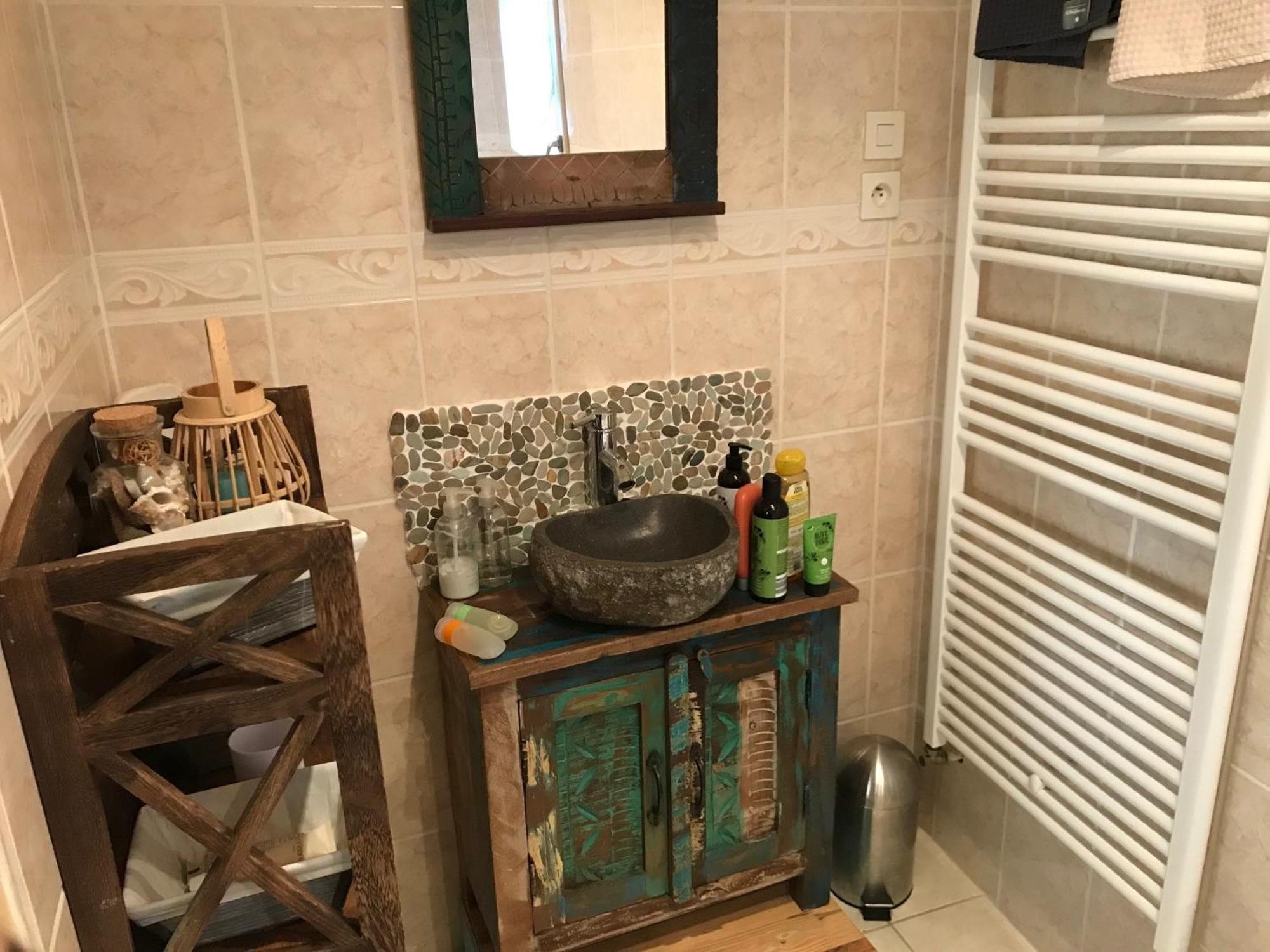 Papillons B&B - Beauty, Comfort And Peace 25 Mins From Puy Du Fou Montournais Экстерьер фото